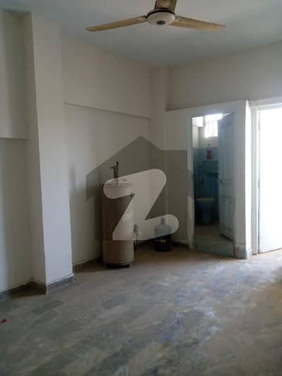 بفر زون - سیکٹر 15اے / 1 بفر زون,نارتھ کراچی,کراچی میں 2 کمروں کا 4 مرلہ فلیٹ 80.0 لاکھ میں برائے فروخت۔