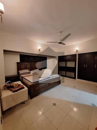 Seaview apartment available for rent