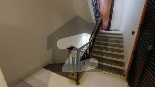 Unoccupied Prime Location Flat Of 1700 Square Feet Is Available For sale In Gulshan-e-Iqbal Town