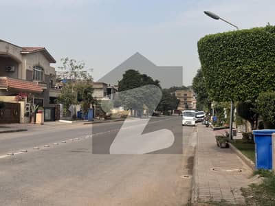 Luxury Living Spot Kanal Plot Phase 4 | Utilities Paid | Ready to Build