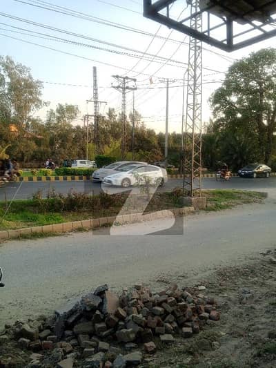 30مرلہ پلاٹ برائے سیل