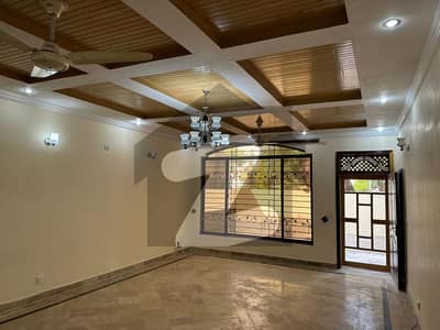 جی ۔ 9/3 جی ۔ 9,اسلام آباد میں 3 کمروں کا 14 مرلہ مکان 1.9 لاکھ میں کرایہ پر دستیاب ہے۔