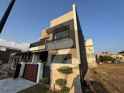 بحریہ انکلیو - سیکٹر این بحریہ انکلیو,بحریہ ٹاؤن,اسلام آباد میں 3 کمروں کا 5 مرلہ مکان 2.8 کروڑ میں برائے فروخت۔ بحریہ انکلیو - سیکٹر این بحریہ انکلیو,بحریہ ٹاؤن,اسلام آباد میں 3 کمروں کا 5 مرلہ مکان 2.8 کروڑ میں برائے فروخت۔