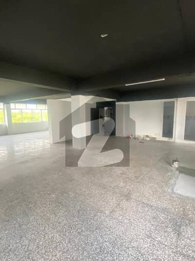 prime located office space 3000 sqft jinnah avenue blue area