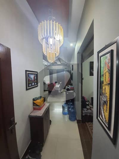 1st Floor, West-Open, Zum Zum Residency