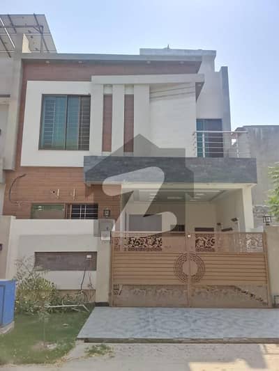 5 Marla double story brand new house for rent in Royal orchard Multan G block