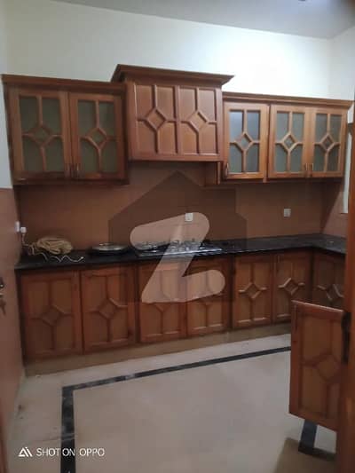 جی ۔ 14/4 جی ۔ 14,اسلام آباد میں 3 کمروں کا 10 مرلہ بالائی پورشن 85.0 ہزار میں کرایہ پر دستیاب ہے۔