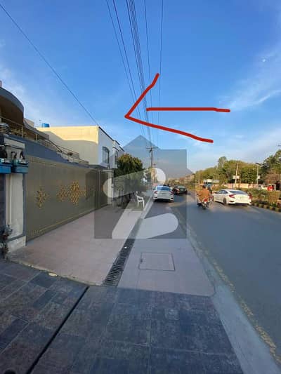 واپڈا ٹاؤن فیز 1 واپڈا ٹاؤن,لاہور میں 11 کمروں کا 1 کنال عمارت 6.0 لاکھ میں کرایہ پر دستیاب ہے۔