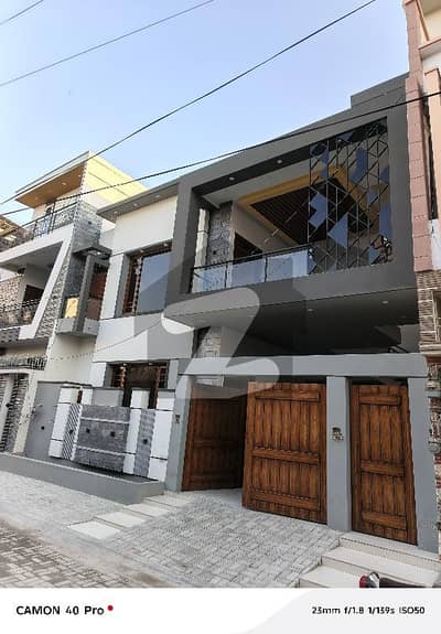 سادی ٹاؤن - بلاک 5 سعدی ٹاؤن,سکیم 33,کراچی میں 6 کمروں کا 10 مرلہ مکان 4.35 کروڑ میں برائے فروخت۔