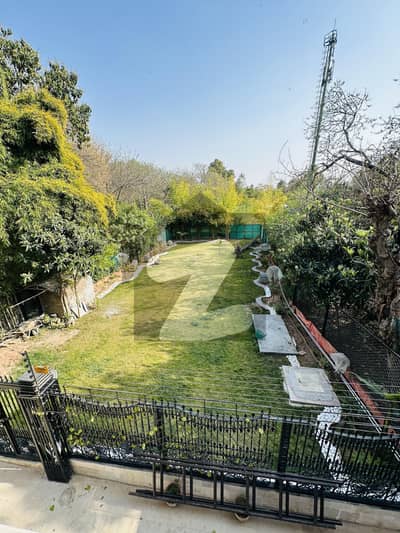 Beautiful Luxury Portion With Extra Land 2500$