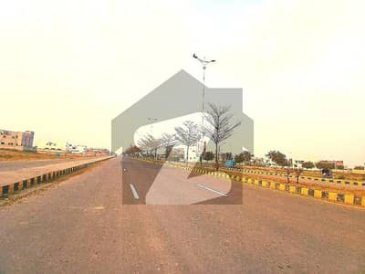 ڈی ایچ اے فیز 7 - بلاک ایکس فیز 7,ڈیفنس (ڈی ایچ اے),لاہور میں 1 کنال رہائشی پلاٹ 4.35 کروڑ میں برائے فروخت۔