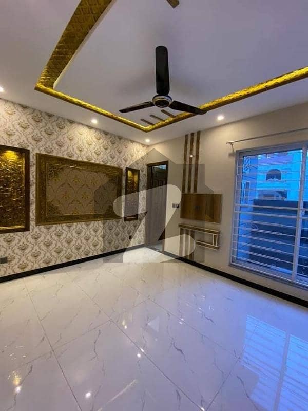 فیصل ٹاؤن لاہور میں 4 کمروں کا 10 مرلہ مکان 1.8 لاکھ میں کرایہ پر دستیاب ہے۔ فیصل ٹاؤن لاہور میں 4 کمروں کا 10 مرلہ مکان 1.8 لاکھ میں کرایہ پر دستیاب ہے۔