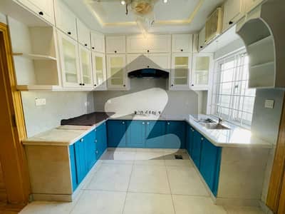 بحریہ گارڈن سٹی بحریہ ٹاؤن,اسلام آباد میں 3 کمروں کا 14 مرلہ بالائی پورشن 70.0 ہزار میں کرایہ پر دستیاب ہے۔