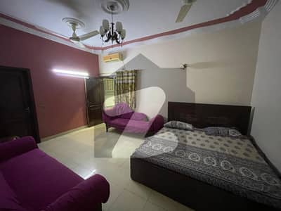 700 Sq Yards House For Sale