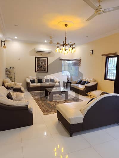 600 Yards House For Sale