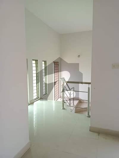 House available for sale in Askari 11 Lahore