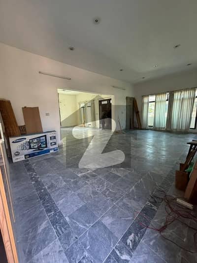 Bani gala 1.5 kanal upper portion available for rent