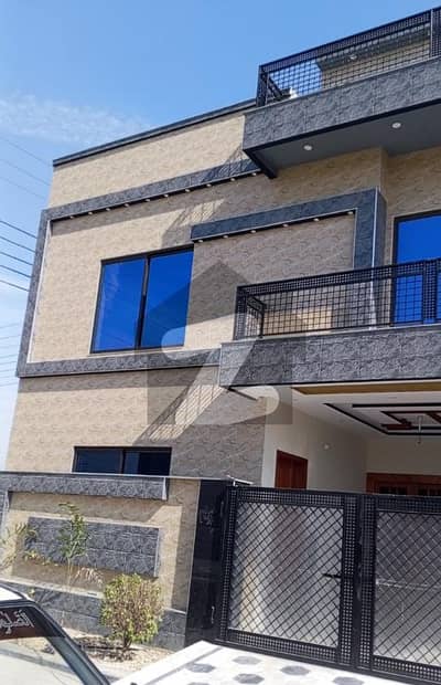 الحفیظ گارڈن - فیز 2 مین کینال بینک روڈ,لاہور میں 2 کمروں کا 7 مرلہ بالائی پورشن 50.0 ہزار میں کرایہ پر دستیاب ہے۔