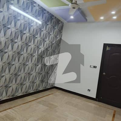 ڈی ایچ اے فیز 2 ایکسٹینشن ڈی ایچ اے ڈیفینس,کراچی میں 4 کمروں کا 4 مرلہ مکان 1.6 لاکھ میں کرایہ پر دستیاب ہے۔ ڈی ایچ اے فیز 2 ایکسٹینشن ڈی ایچ اے ڈیفینس,کراچی میں 4 کمروں کا 4 مرلہ مکان 1.6 لاکھ میں کرایہ پر دستیاب ہے۔