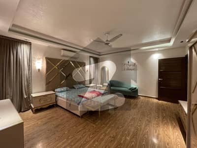 1000 Yard Bungalow Furnished Pool Basement For Sale