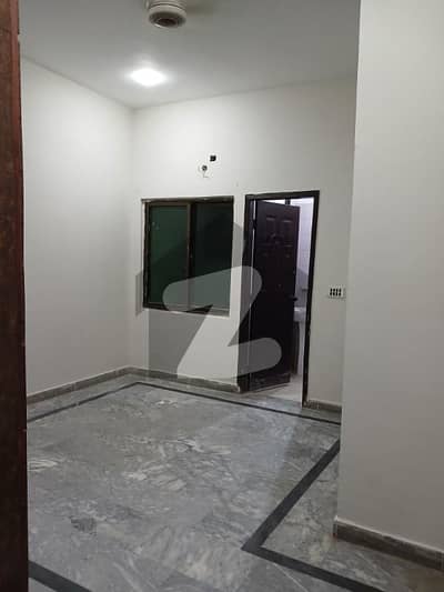 6 Marla Upper Portion Avaliable for rent near UMT All facalities avaliable.