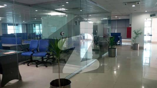 جیل روڈ لاہور میں 11 کمروں کا 2 کنال دفتر 20.0 لاکھ میں کرایہ پر دستیاب ہے۔