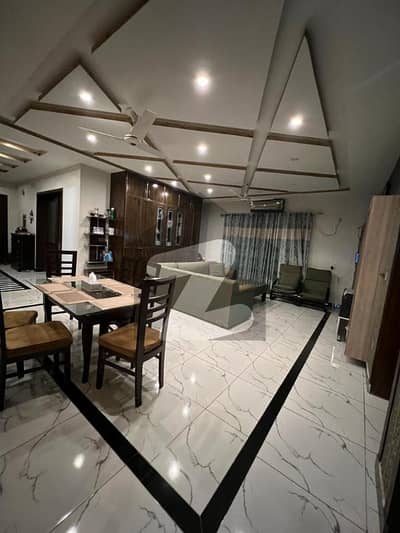 ملٹری اکاؤنٹس ہاؤسنگ سوسائٹی لاہور میں 5 کمروں کا 8 مرلہ مکان 2.5 کروڑ میں برائے فروخت۔