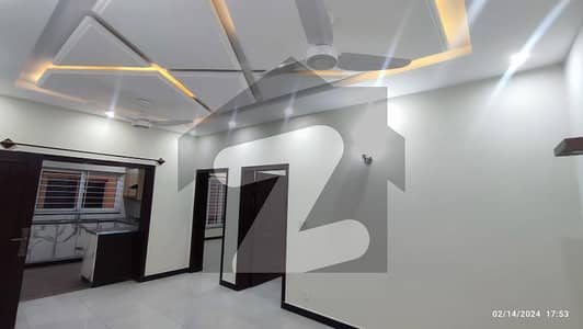 بحریہ انکلیو - سیکٹر این بحریہ انکلیو,بحریہ ٹاؤن,اسلام آباد میں 3 کمروں کا 5 مرلہ مکان 75.0 ہزار میں کرایہ پر دستیاب ہے۔