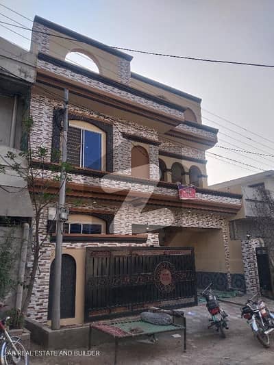 ائیرپورٹ ہاؤسنگ سوسائٹی راولپنڈی میں 4 کمروں کا 6 مرلہ مکان 2.15 کروڑ میں برائے فروخت۔