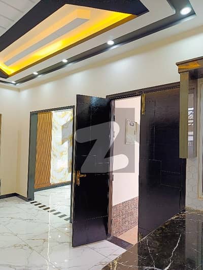 Modern STYLISH 120 SINGLE HOUSE SALE ON CHANCE PRICE .