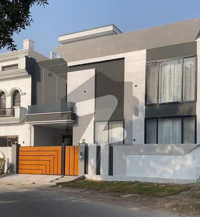 9 Marla Corner new House available for Sale in block BB Citi housing Gujranwala