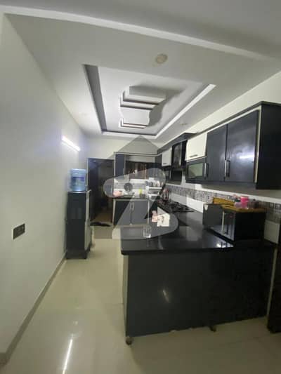 LEASE FLAT FOR SALE SAIMA SQUAIR ONE 6TH FLOOR 3BED DD GULSHAN BLOCK 10. A KARACHI