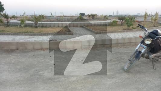 پیر گل حسن ٹاؤن سکیم 33,کراچی میں 4 مرلہ کمرشل پلاٹ 40.0 لاکھ میں برائے فروخت۔