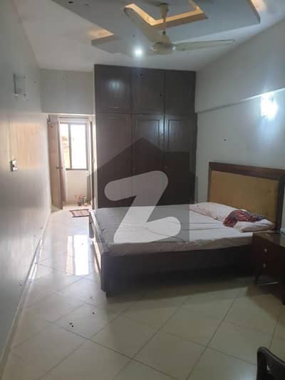 ڈی ایچ اے فیز 5 ڈی ایچ اے ڈیفینس,کراچی میں 3 کمروں کا 8 مرلہ فلیٹ 2.7 کروڑ میں برائے فروخت۔