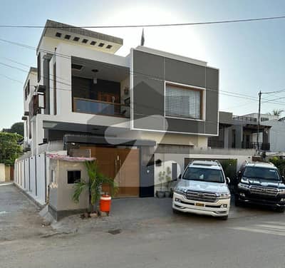 New 7-Bedroom Corner House With Basement