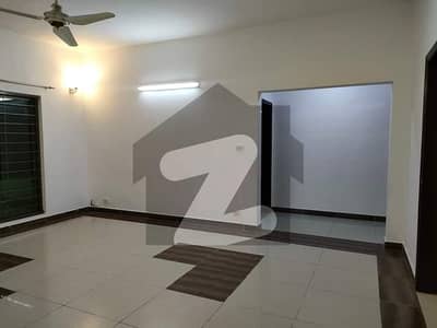 3 Bed Apartment Available For Sale In Askari 11 Sec-B Lahore