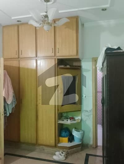 4 Marla Upper Portion Available For Rent In G-13/1, Islamabad