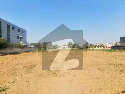 Pair Of Kanal Available For Sale On Prime Location