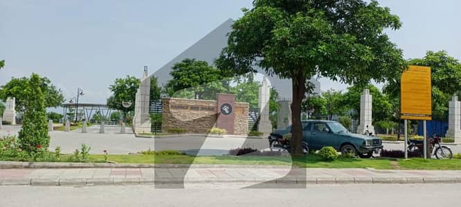 DHA Phase 5, Sector C Corner Plot . Main Boulevard ,Top Of The Line Location , Best Time For The Investors