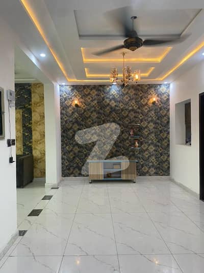 بحریہ آرچرڈ فیز 2 بحریہ آرچرڈ,لاہور میں 3 کمروں کا 5 مرلہ مکان 1.55 کروڑ میں برائے فروخت۔