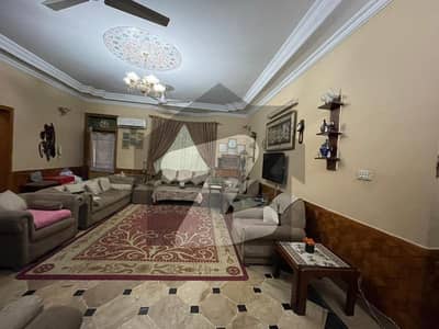 ایف ۔ 11/1 ایف ۔ 11,اسلام آباد میں 6 کمروں کا 1 کنال مکان 19.0 کروڑ میں برائے فروخت۔