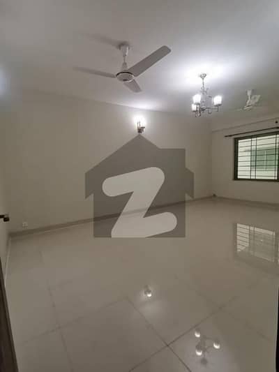 5 Marla Full House In Dha Phase 5 Ideal Location Near Park