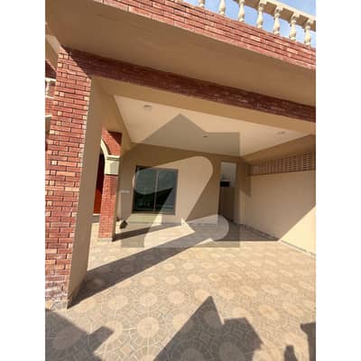 عسکری 3 ڈی ایچ اے ڈیفینس,ملتان میں 5 کمروں کا 1 کنال مکان 1.55 لاکھ میں کرایہ پر دستیاب ہے۔