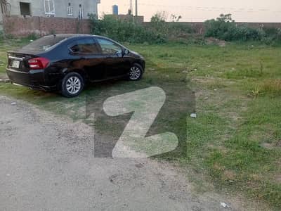 16 Marla plot convertible to commercial for sale