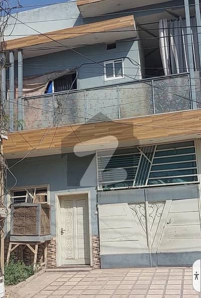 Beautiful south open park open house sell in hayatabad phase 3