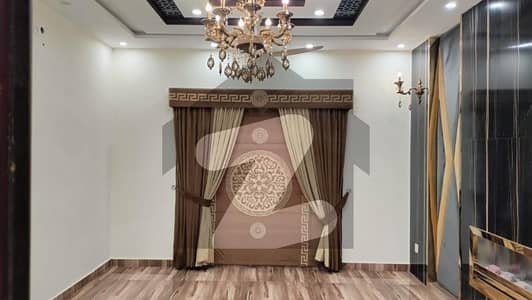 بحریہ ٹاؤن سیکٹر سی بحریہ ٹاؤن,لاہور میں 3 کمروں کا 5 مرلہ مکان 80.0 ہزار میں کرایہ پر دستیاب ہے۔