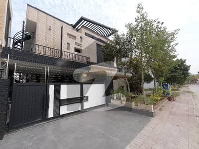 On Excellent Location 10 Marla House For Grabs In Bahria Town Rawalpindi