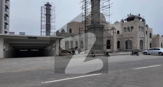 Spacious Flat Is Available In Askari 10 - Sector S For rent