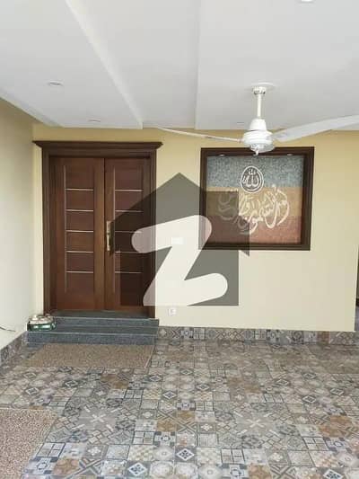 8 Marla Lower Portion On Rent Umer Block Gas Available