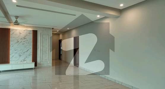 13 Marla Flat In Stunning Askari 10 Is Available For Rent